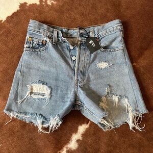 Vintage LEVI’S Distressed Shorts